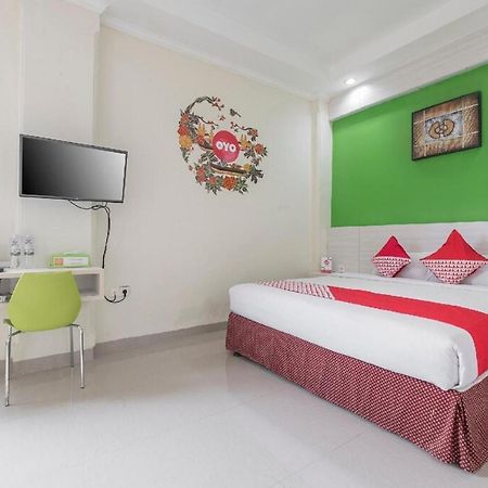 Collection O 91714 Hotel Alden Makassar Eksteriør bilde