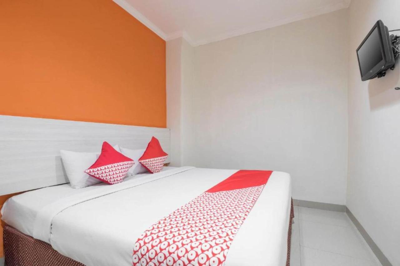 Collection O 91714 Hotel Alden Makassar Eksteriør bilde