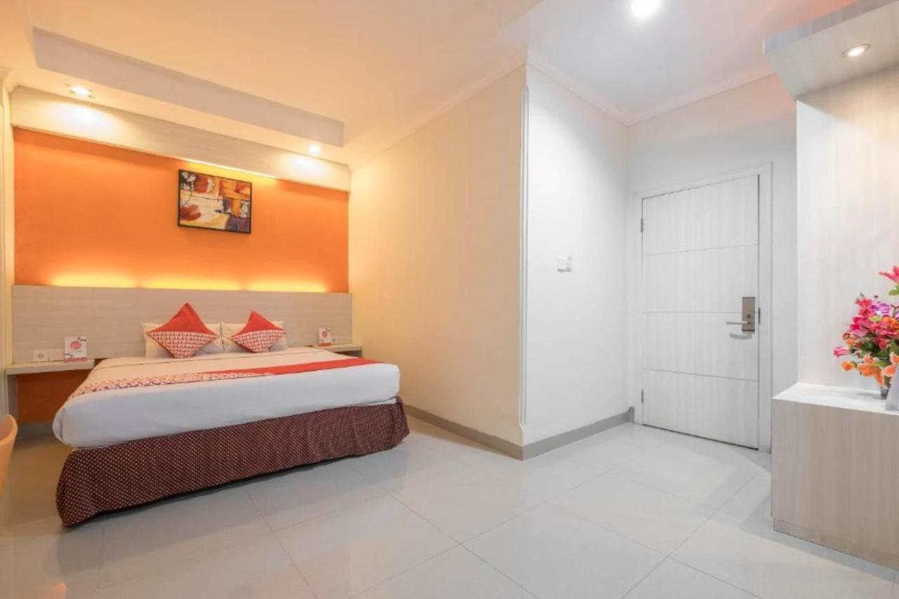 Collection O 91714 Hotel Alden Makassar Eksteriør bilde