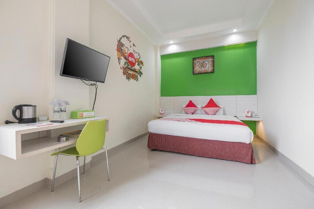 Collection O 91714 Hotel Alden Makassar Eksteriør bilde